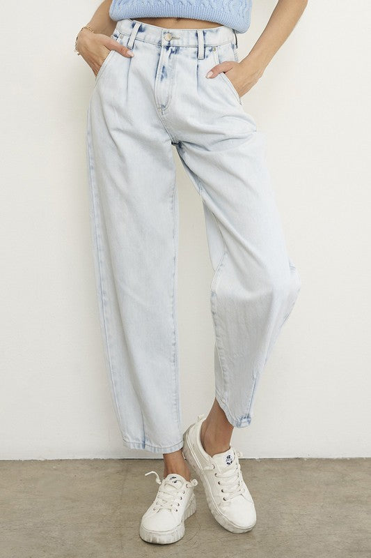 BALLOON SLOUCH JEANS LIGHT by Insane Gene | Fleurcouture