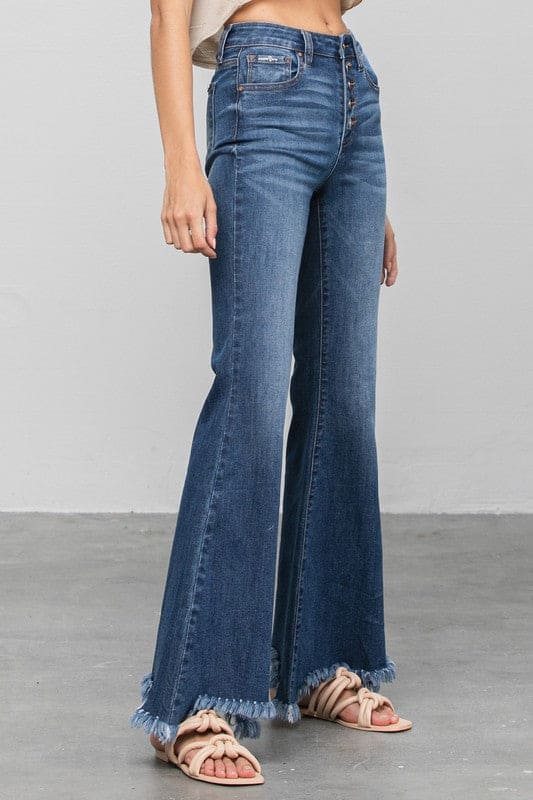 BUTTON DOWN WIDE FLARE JEANS DARK 0/23 Flare Jeans by Insane Gene | Fleurcouture