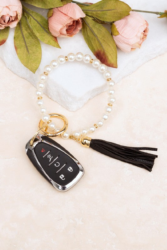 Classic Pearl Key Ring Bracelet OneSize by Aili&
