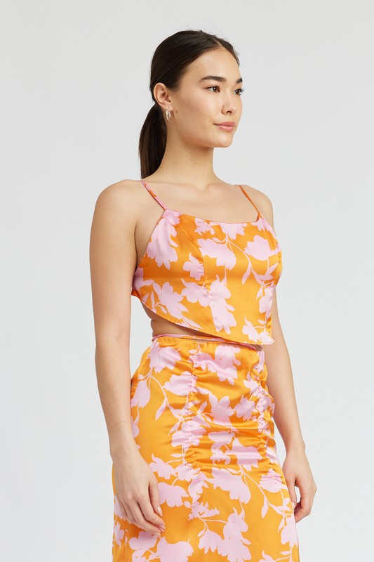 CROPPED WOVEN TOP WITH BACK TIE ORANGE PINK PRINT by Emory Park | Fleurcouture