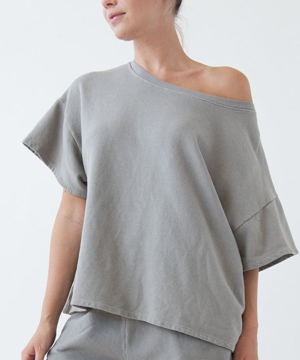 GARMENT DYE OVERSIZE CROP OLIVE by Fabina | Fleurcouture