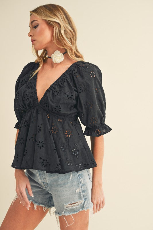 Hazle Eyelet Embroidered Top S by Aemi + Co | Fleurcouture