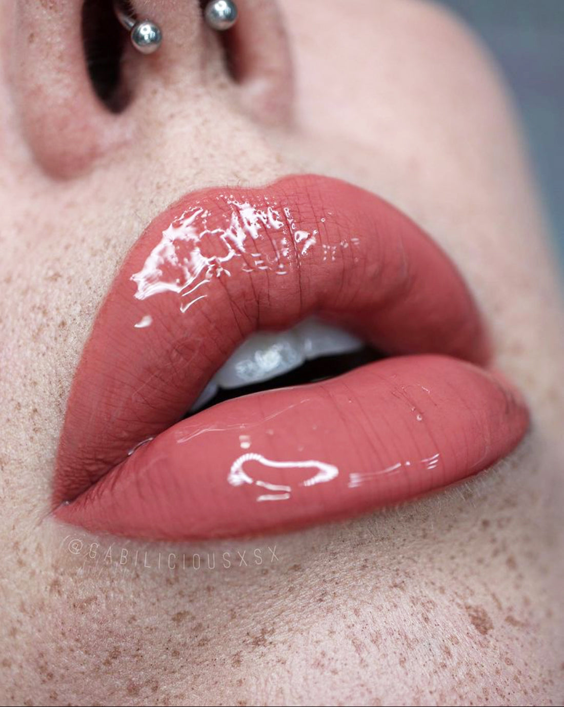 Honey Glazed Shine Lip Color Lip Gloss by Rude Cosmetics | Fleurcouture