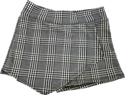 KIDS PLAID ENVELOPE SKORT Black n White S by Cheryl Creations | Fleurcouture