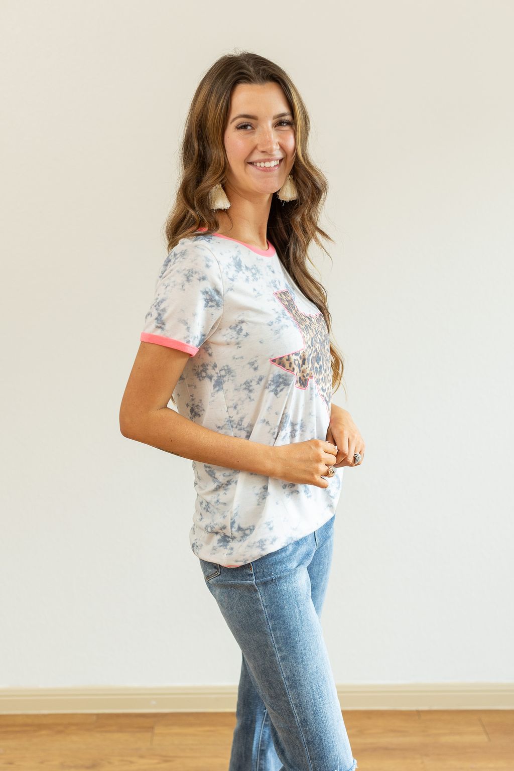 Leopard Texas on Marble & Pink Ringer Tee White Ladies Tops by Southern Grace | Fleurcouture