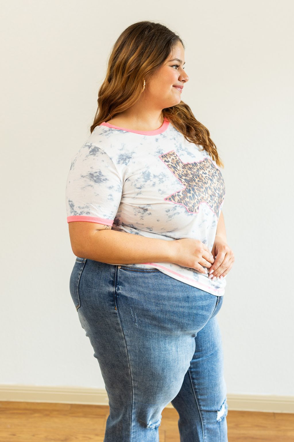 Leopard Texas on Marble & Pink Ringer Tee White Ladies Tops by Southern Grace | Fleurcouture