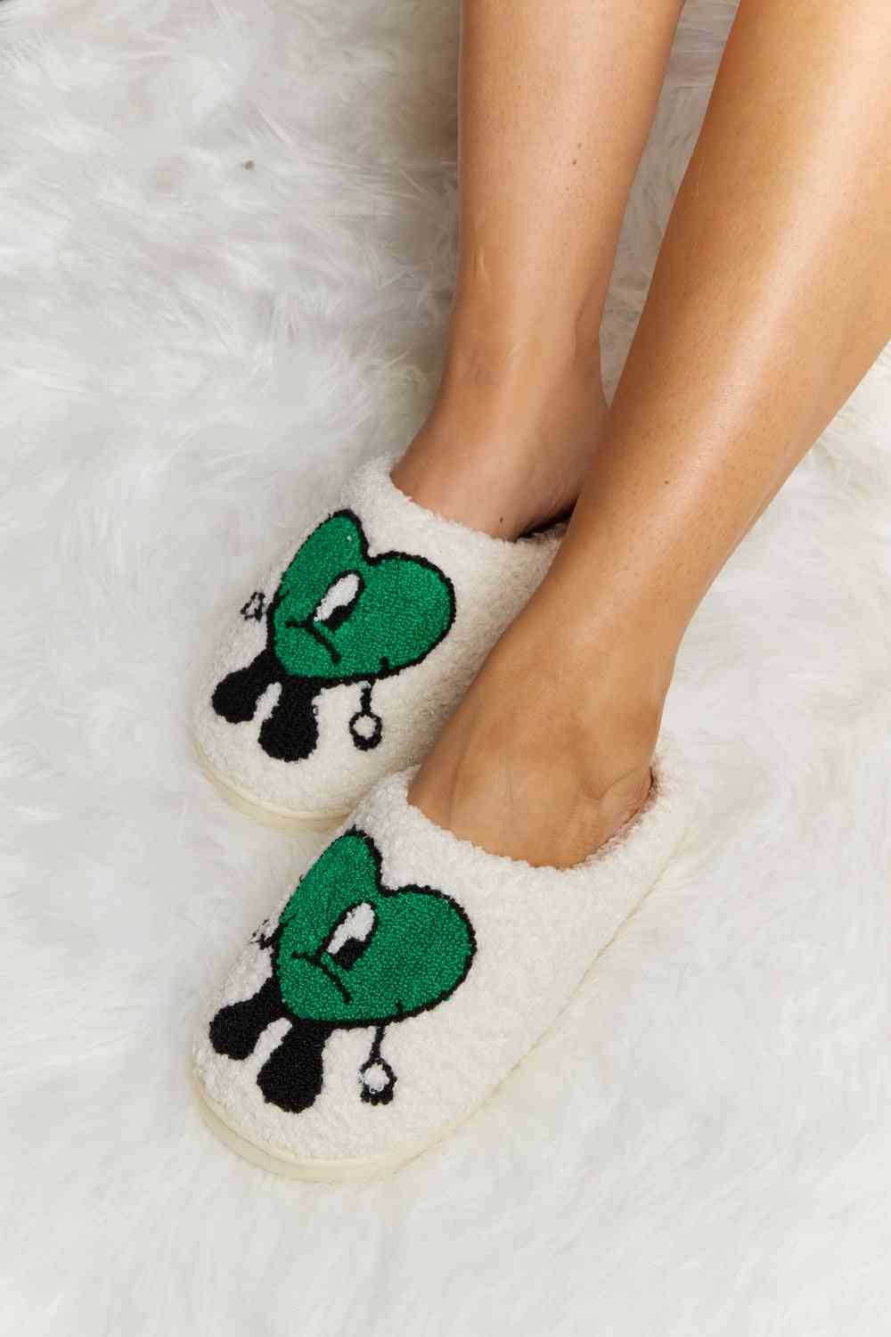 Melody Love Heart Print Plush Slippers by Trendsi | Fleurcouture