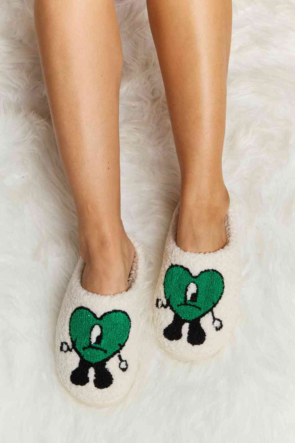Melody Love Heart Print Plush Slippers by Trendsi | Fleurcouture