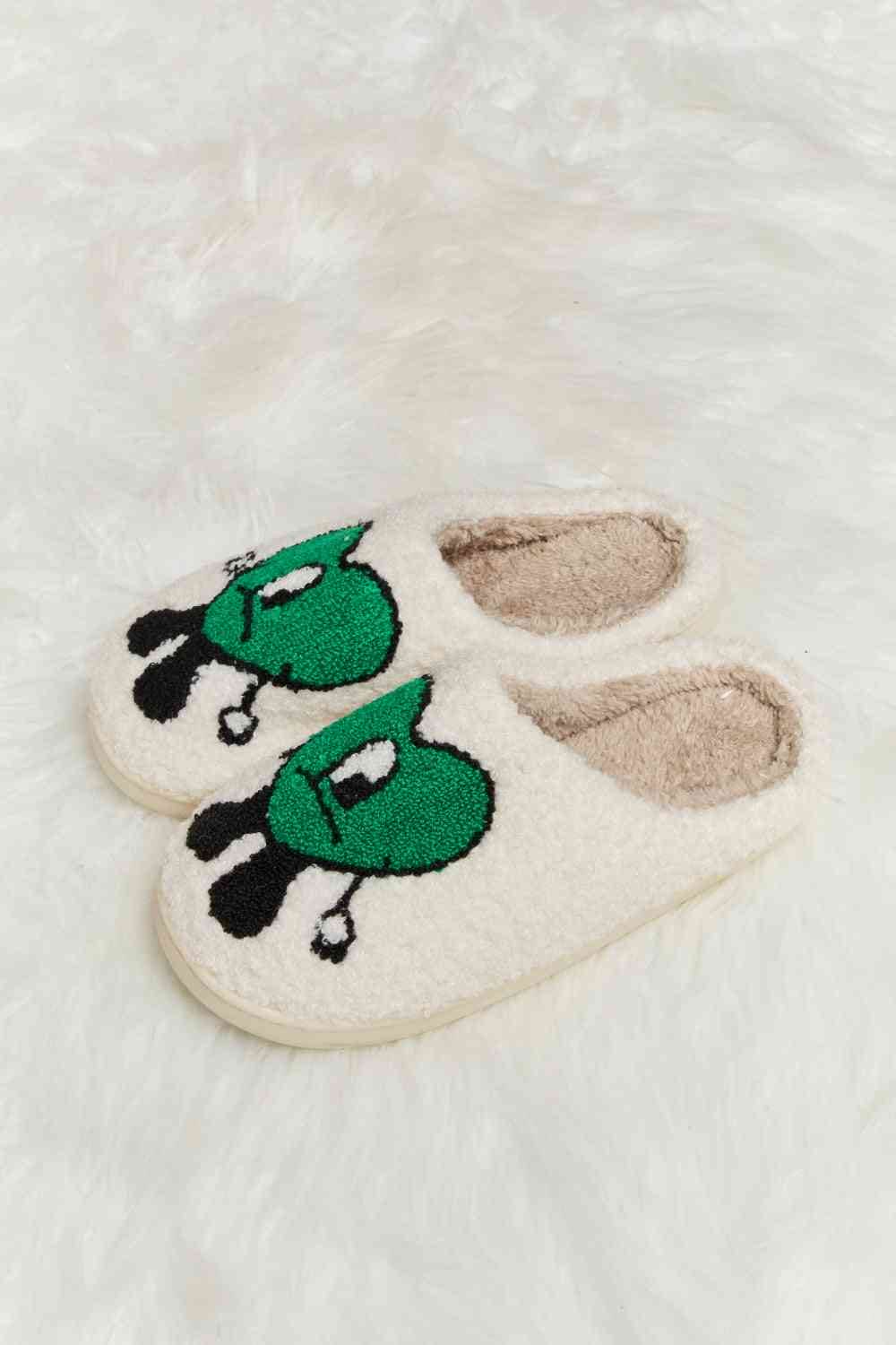 Melody Love Heart Print Plush Slippers by Trendsi | Fleurcouture