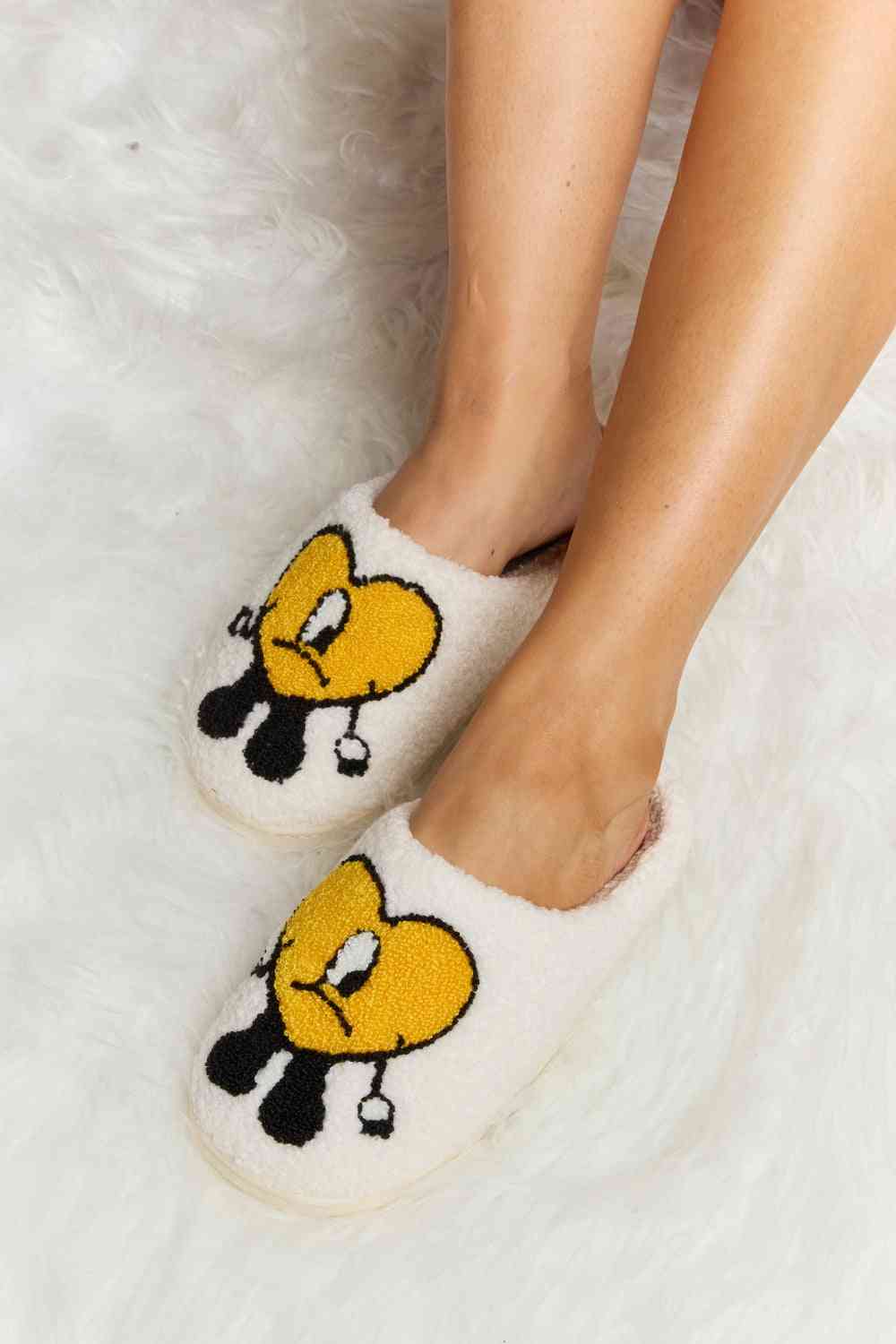Melody Love Heart Print Plush Slippers by Trendsi | Fleurcouture