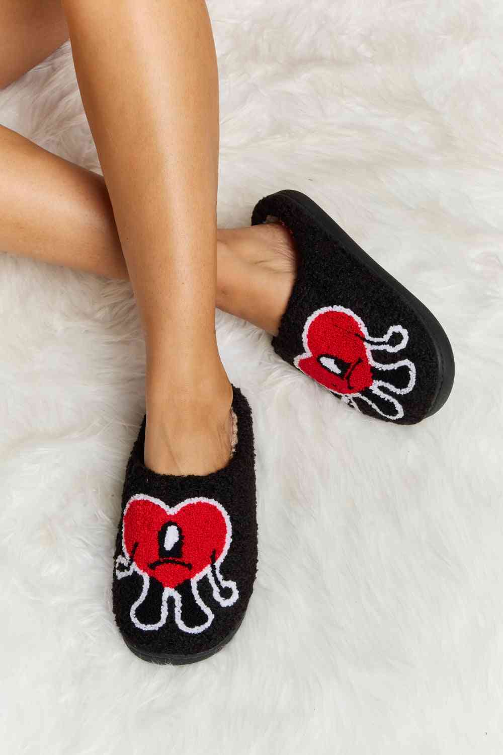 Melody Love Heart Print Plush Slippers by Trendsi | Fleurcouture