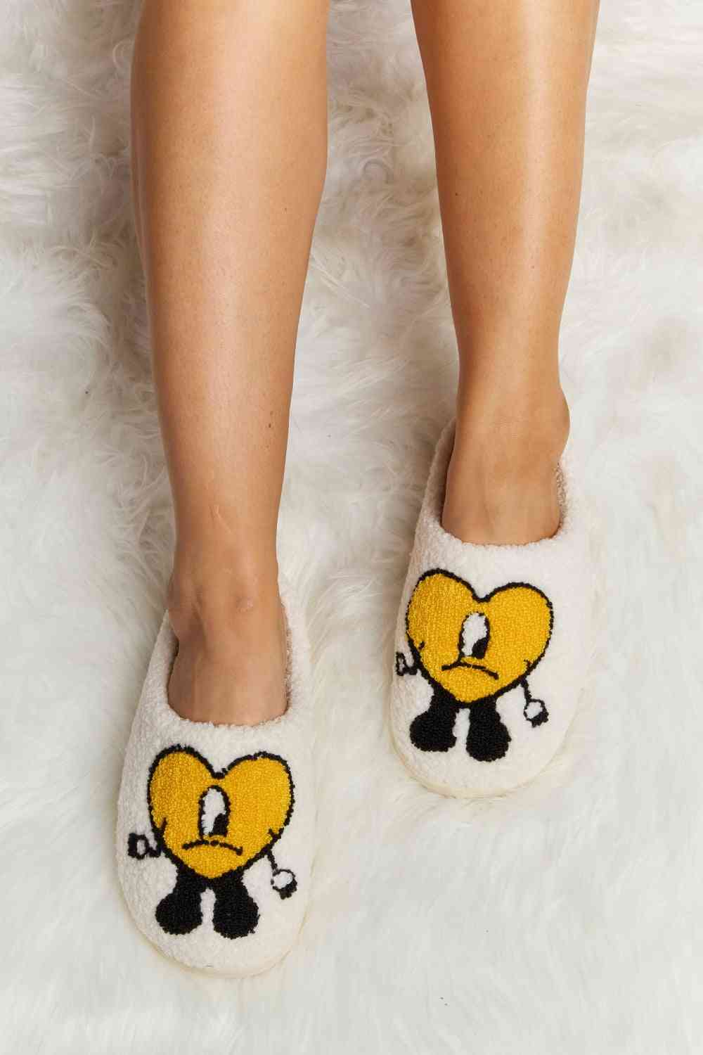 Melody Love Heart Print Plush Slippers by Trendsi | Fleurcouture