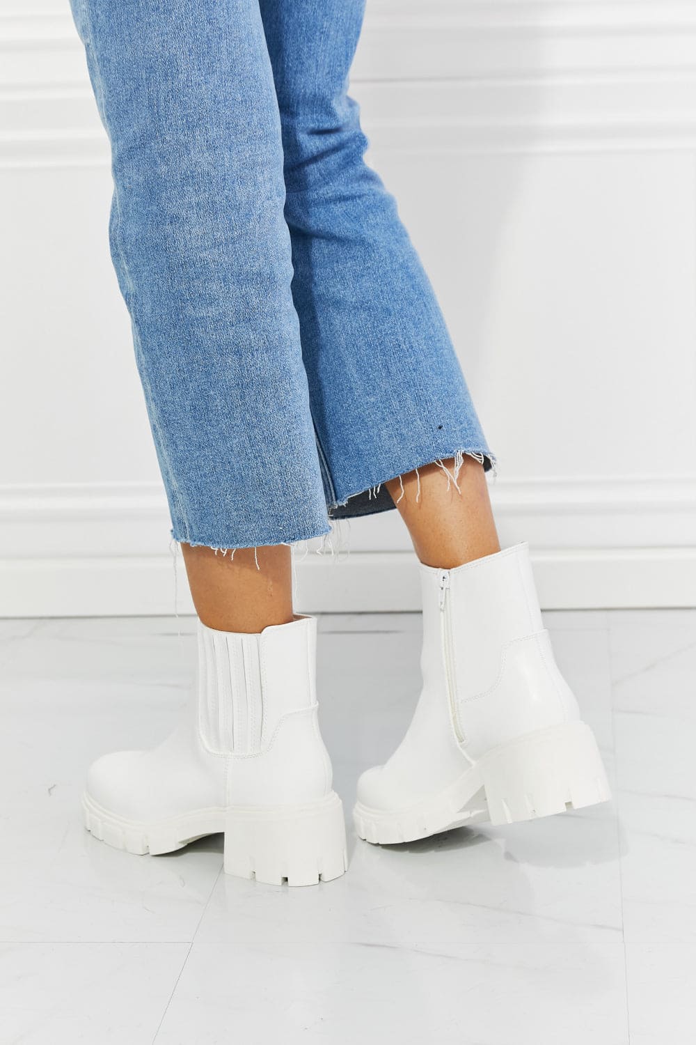 MMShoes What It Takes Lug Sole Chelsea Boots in White White by Trendsi | Fleurcouture