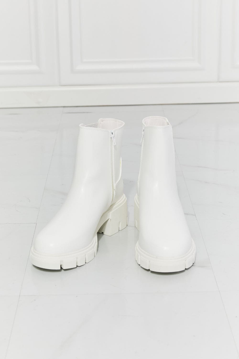 MMShoes What It Takes Lug Sole Chelsea Boots in White White by Trendsi | Fleurcouture