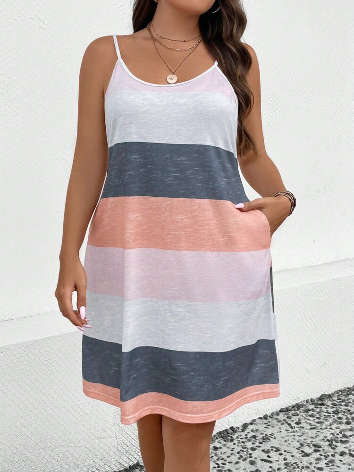 Plus Size Color Block Scoop Neck Mini Dress Women&