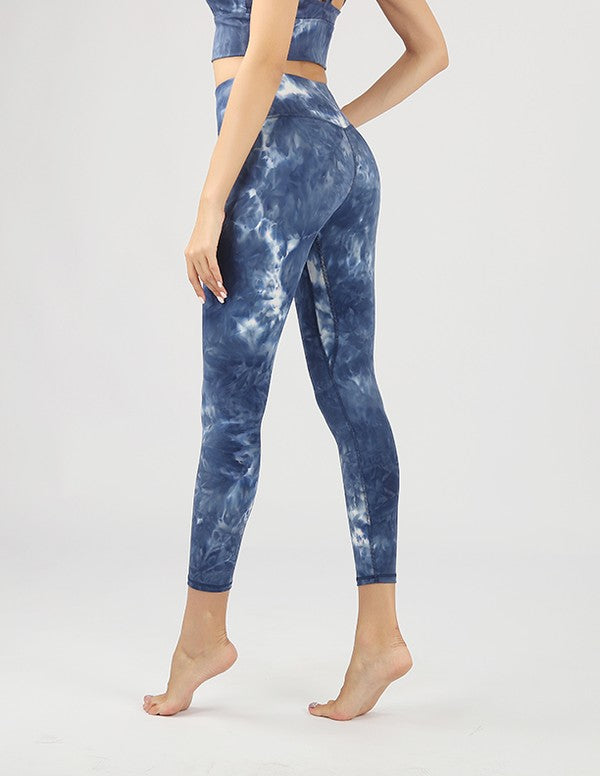 Tie-Dye Seamless High Waisted Leggings by OTOS Active | Fleurcouture