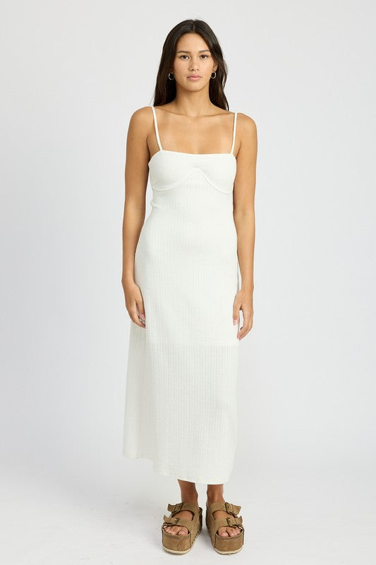 WAFLE KNIT MIDI DRESS WHITE by Emory Park | Fleurcouture