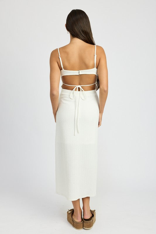 WAFLE KNIT MIDI DRESS WHITE by Emory Park | Fleurcouture