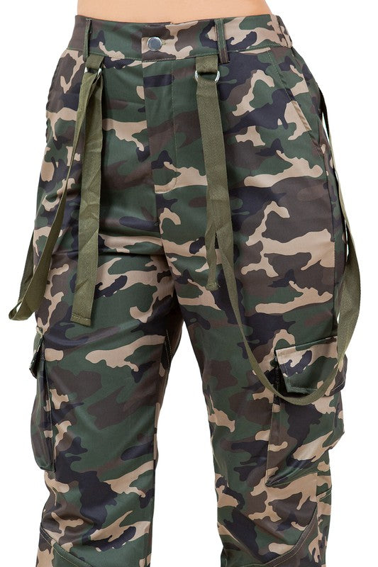 WOMEN FASHION CARGO PANTS CAMOFLAGE by By Claude | Fleurcouture