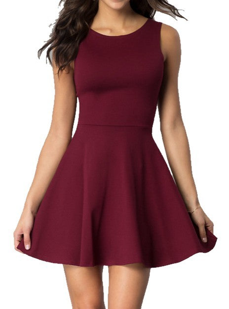 JUNIORS SLEEVELESS DRESS WITH CUT OUT BACK