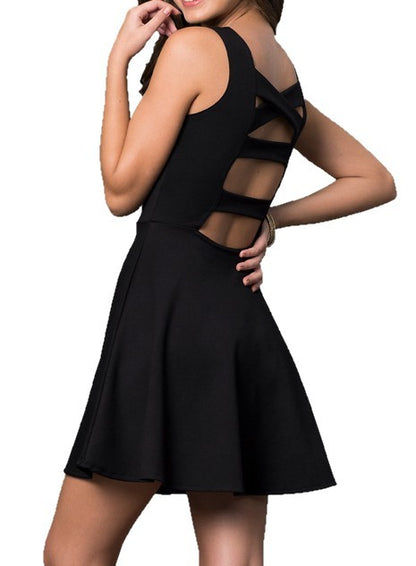 JUNIORS SLEEVELESS DRESS WITH CUT OUT BACK