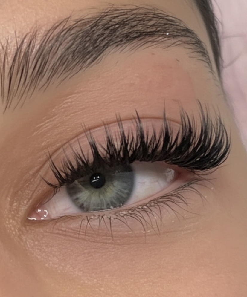 Natural Wispy Lashes