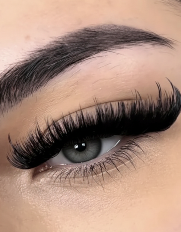Mega Volume Lashes