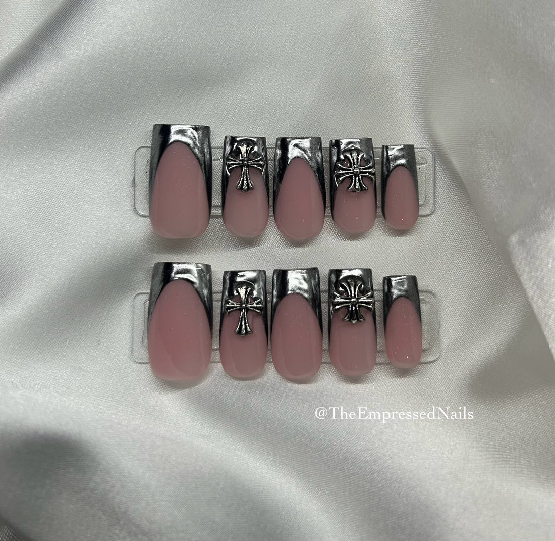 TheEmpressedNails Metallic Chrome Press-On