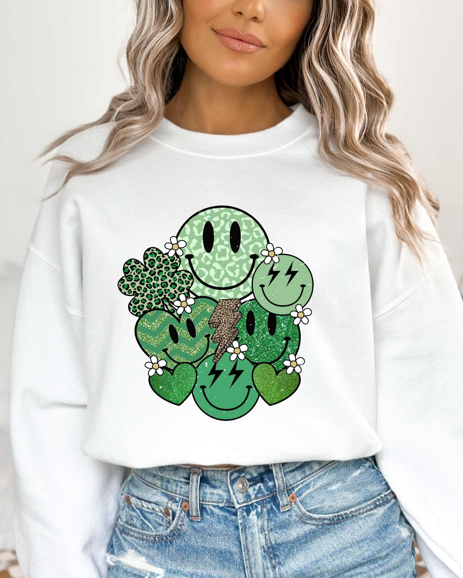 SMILE SHAMROCK SWEATSHIRT