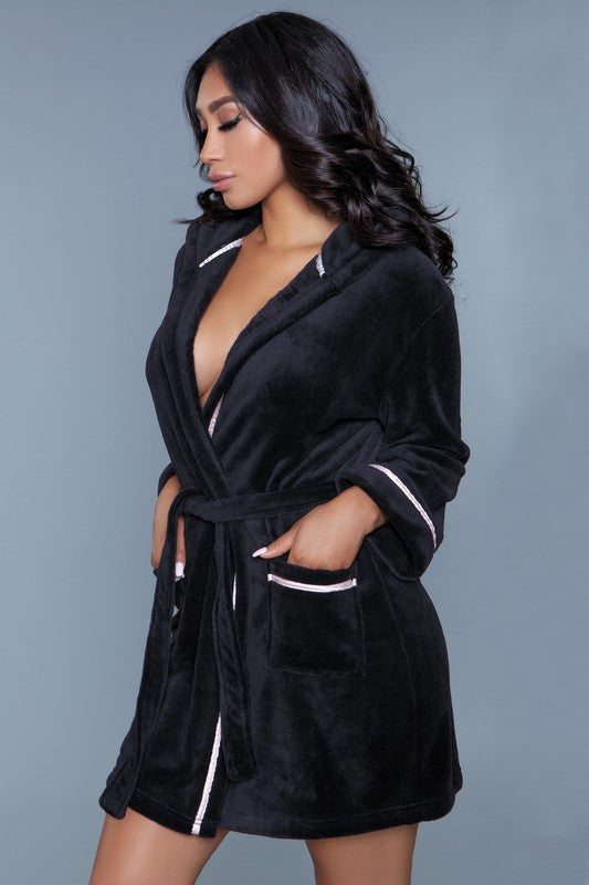 Alyssa Robe Black by BE WICKED | Fleurcouture