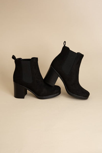 Arbor Boots BLACK by Fortune Dynamic | Fleurcouture