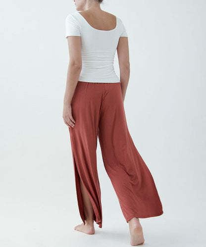 BAMBOO JACKY PANTS by Fabina | Fleurcouture