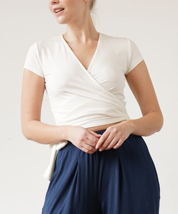 BAMBOO WRAP CROP CAM SLV by Fabina | Fleurcouture
