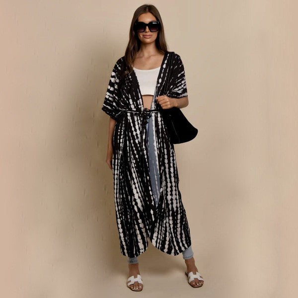 Black &amp; White Kimono black/white OS by ClaudiaG Apparel | Fleurcouture