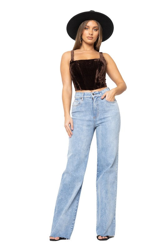 Brooklyn Wide Leg Jean Inseam 32 Light Wash by GJG Denim | Fleurcouture