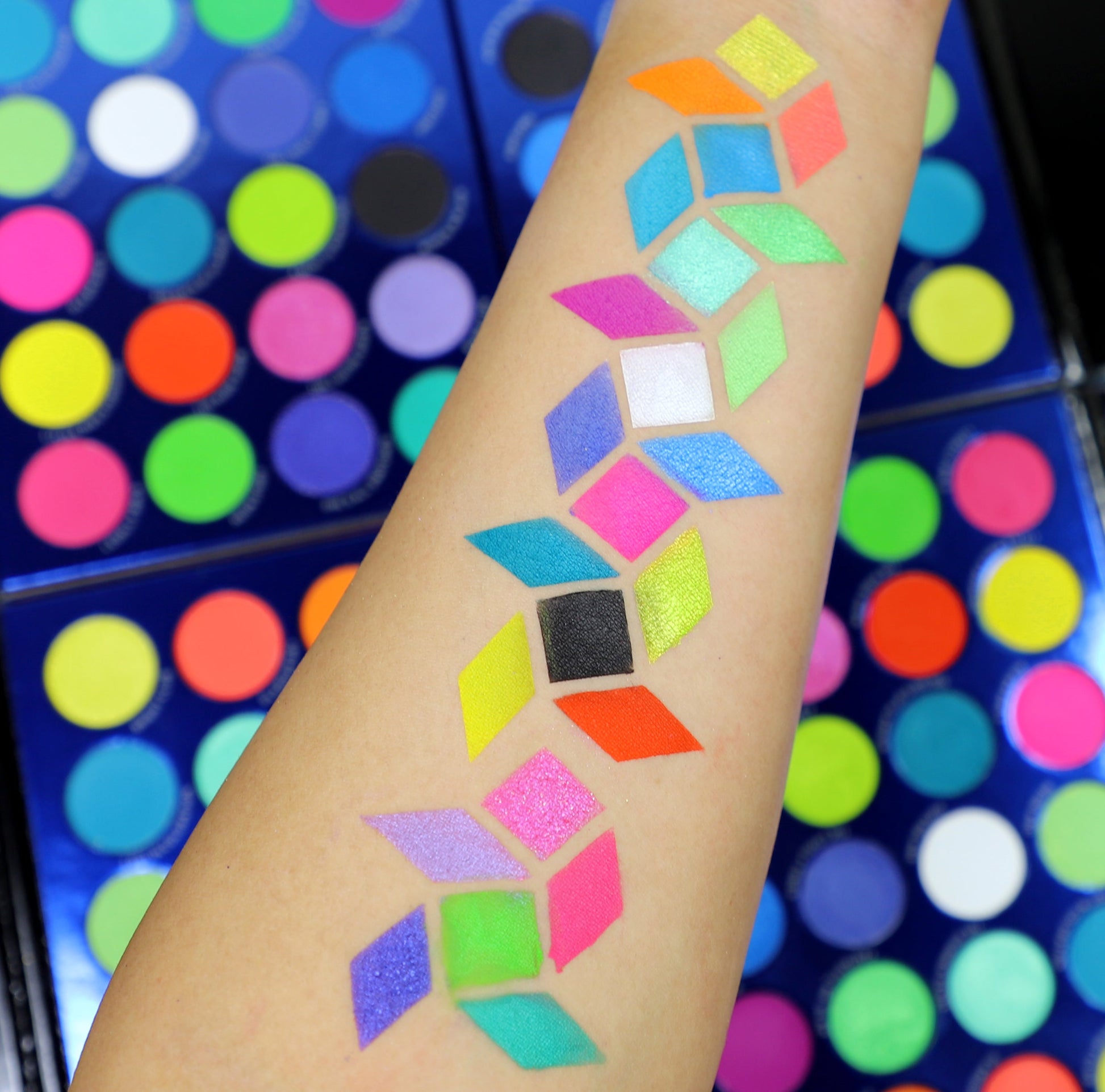 City of Neon Lights - 24 Vibrant Pigment & Eyeshadow Palette Eyeshadow Palette by Rude Cosmetics | Fleurcouture