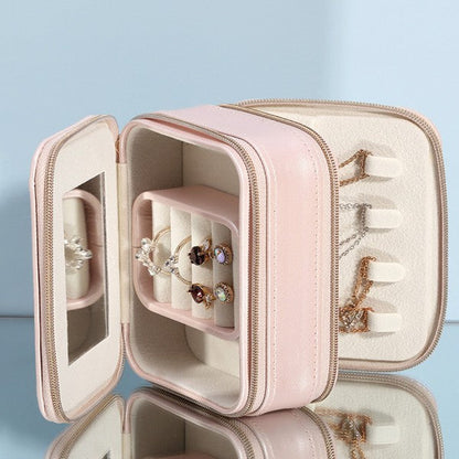 Clever Jewelry Case. OS by ClaudiaG Collection | Fleurcouture