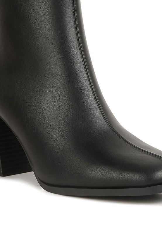 Cox Cut Out Block Heeled Chelsea Boots by Rag Company | Fleurcouture