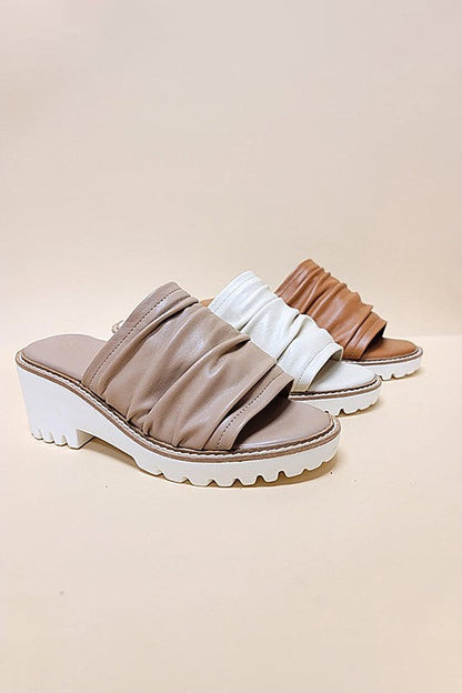 D-AITANA-PLATFORM SANDALS by Let&