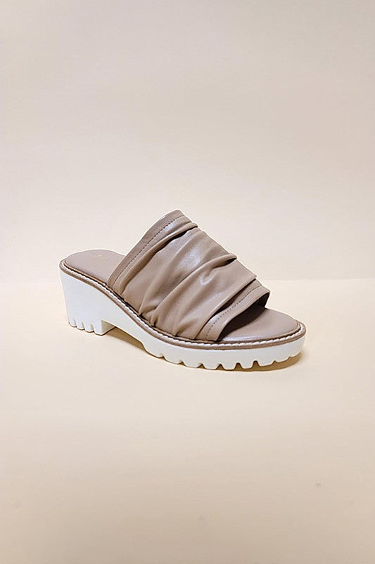 D-AITANA-PLATFORM SANDALS by Let&