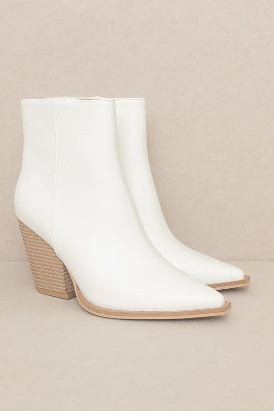 D-SONIA-WESTERN, ANKLE BOOT WHITE 6.5 by Let&