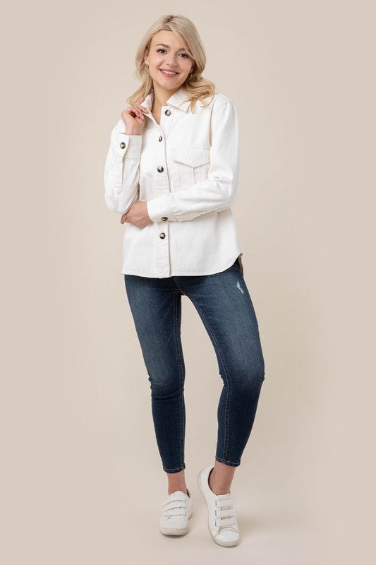 Denim shirt with pocket Ivory by Lilou | Fleurcouture