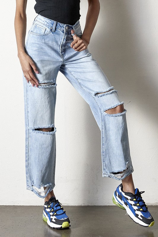 Destroyed Straight Jeans AGED LIGHT by Denim Lab USA | Fleurcouture