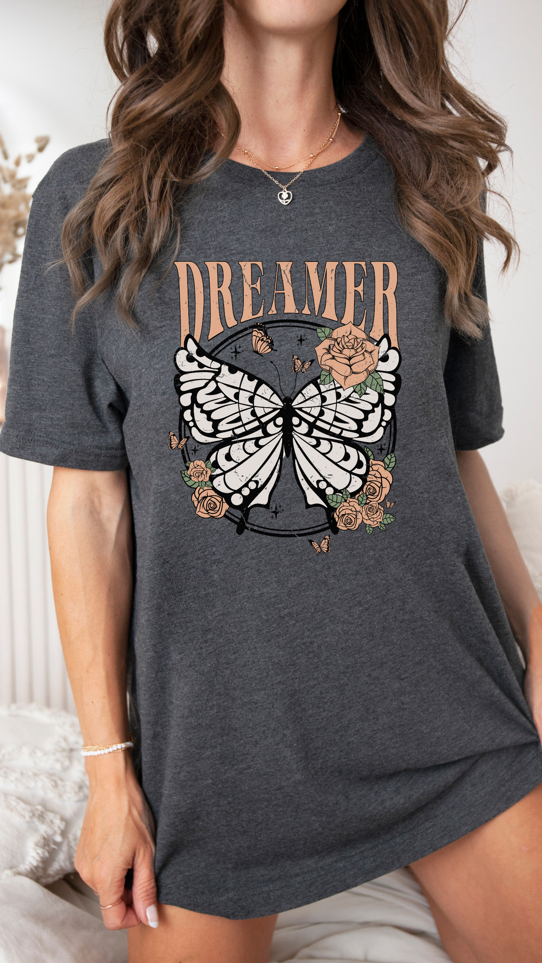 DREAMER TEE(BELLA CANVAS) by LL | Fleurcouture