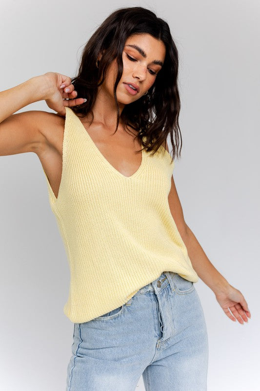 Front and Back Deep V-Neck Tank Top LEMON S by Gilli | Fleurcouture