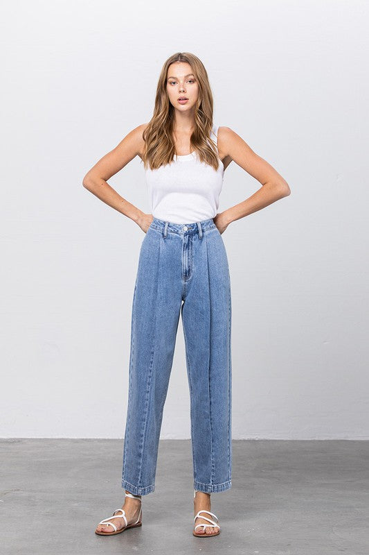 HI-WAIST SLOUCH JEANS MEDIUM by Denim Lab USA | Fleurcouture