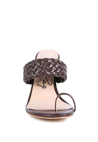 HIGH PERKS WOVEN STRAP TOE RING SANDALS by Rag Company | Fleurcouture