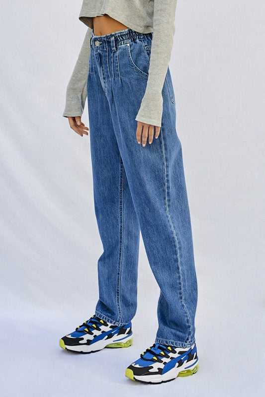 HIGH RISE PLEATED MOM JEANS MEDIUM by Insane Gene | Fleurcouture