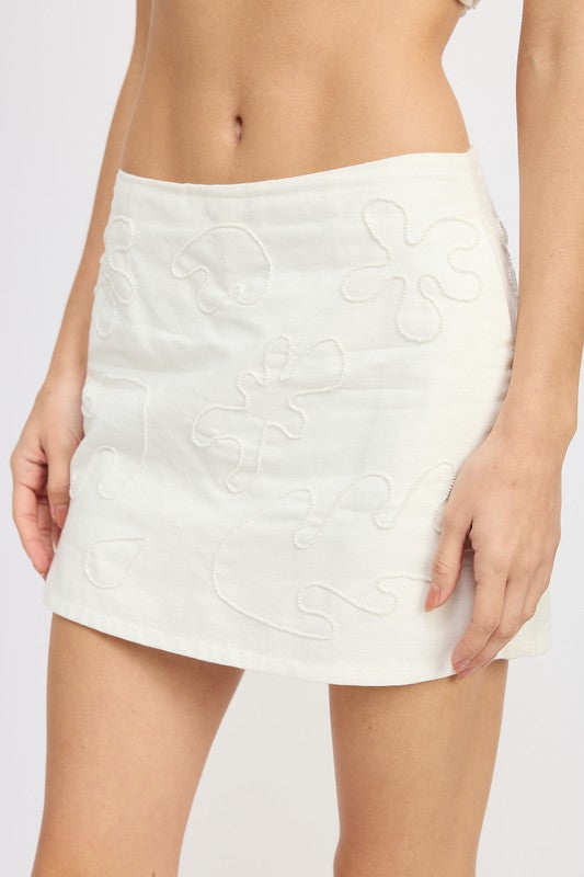 HIGH WAIST EMBROIDERED SKORT OFF WHITE by Emory Park | Fleurcouture