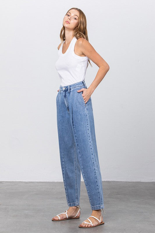 HIGH WAIST SLOUCHY JEANS MEDIUM by Insane Gene | Fleurcouture